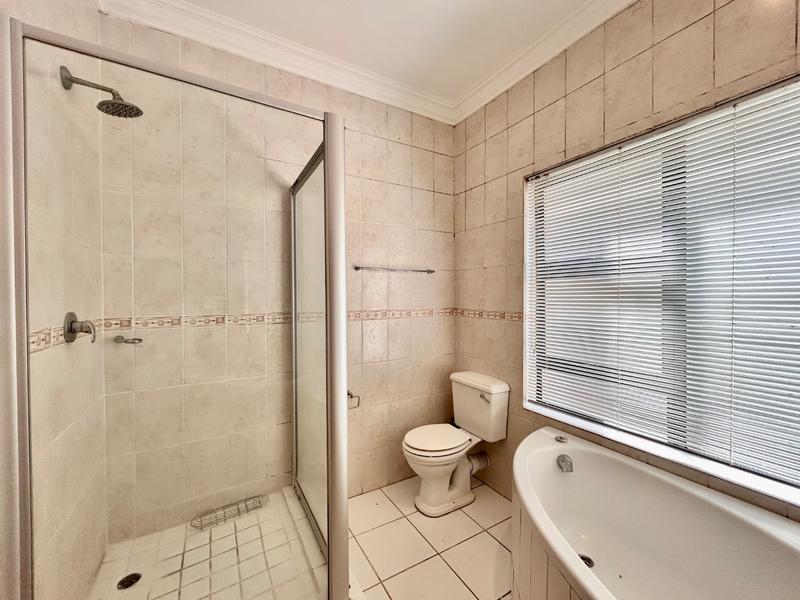 3 Bedroom Property for Sale in Xanadu North West